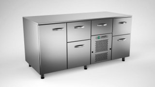 Cols counter w. 5 bottledrawers+ 1 door